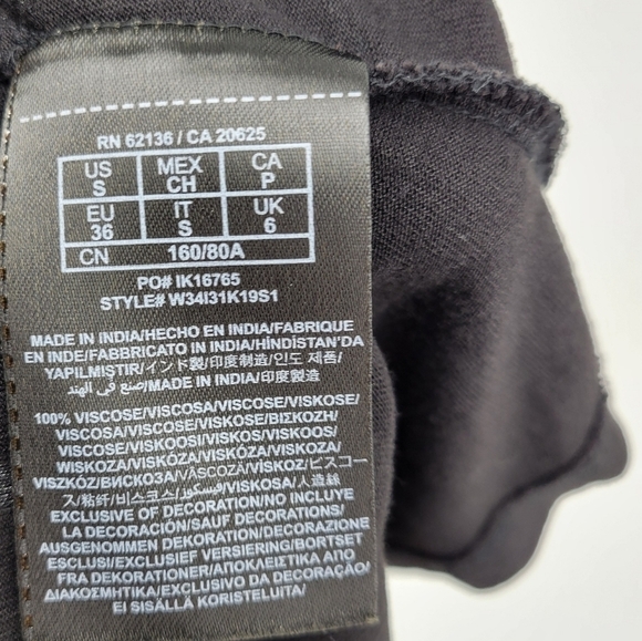 Guess Cold Shoulder Beaded Tee sz S - Picture 14 of 14